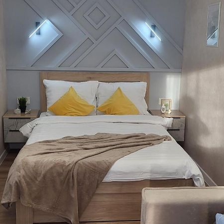 Lux Home Astana Ustʼ-Kamenogorsk 外观 照片